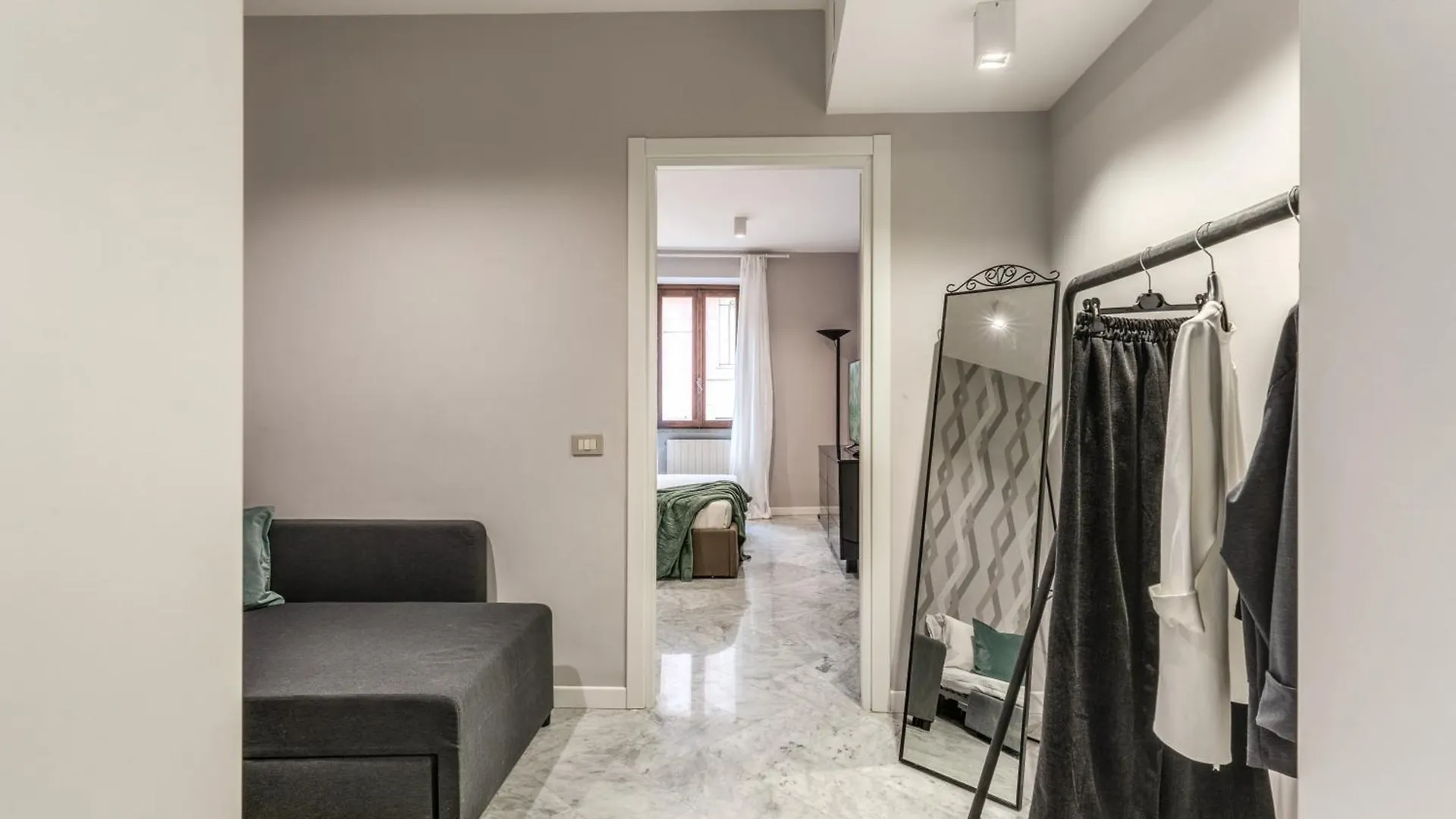 R22 Apartment Rome
